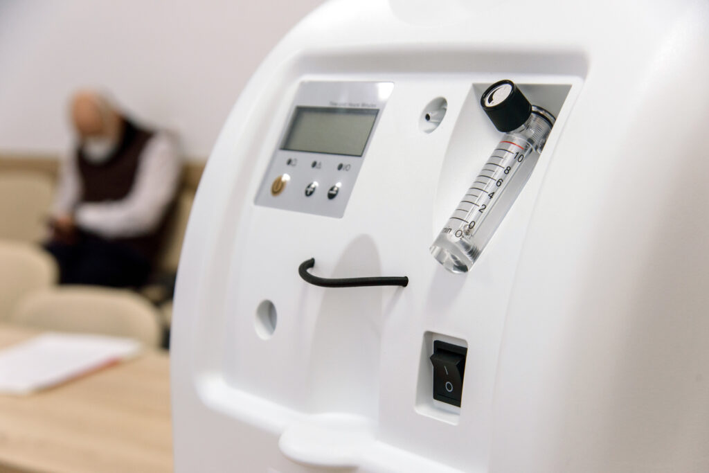 Portable Oxygen Concentrator UK AdobeStock 400629170